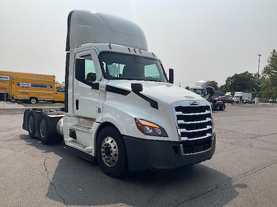 Used 2022 Freightliner Cascadia Detroit DD13 Semi Truck for sale #433756 - photo 1