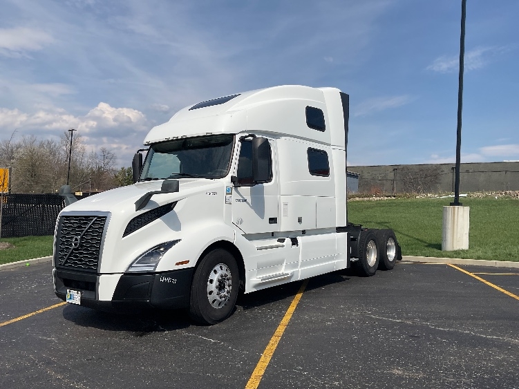 Used 2022 Volvo VNL - photo 5
