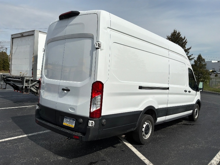 Used 2022 Ford Transit 350 - photo 15