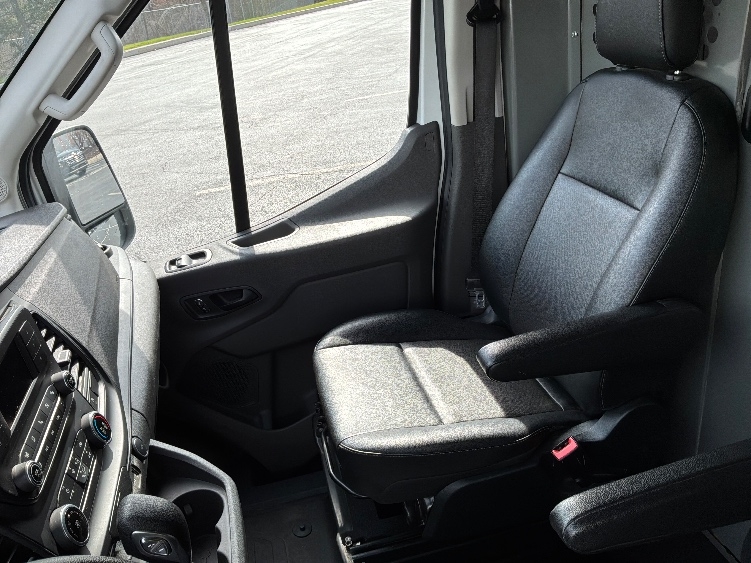 Used 2022 Ford Transit 350 - photo 21