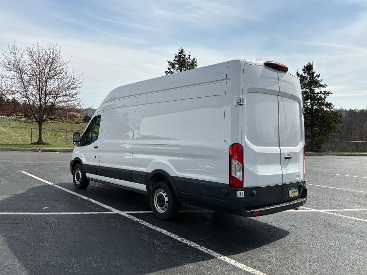 Used 2022 Ford Transit 350 - photo 8