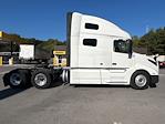 Used 2022 Volvo VNL Volvo D13 Semi Truck for sale #434763 - photo 8