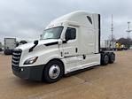 Used 2022 Freightliner Cascadia Detroit DD15AT Semi Truck with Sleeper Cab for sale #436580 - photo 3