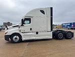 Used 2022 Freightliner Cascadia Detroit DD15AT Semi Truck with Sleeper Cab for sale #436580 - photo 4