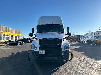 Used 2022 Freightliner Cascadia Detroit DD15AT Semi Truck with Sleeper Cab for sale #436583 - photo 2