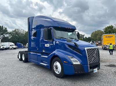 Used 2022 Volvo VNL Volvo D13 Semi Truck for sale #436648 - photo 1