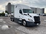 Used 2022 Freightliner Cascadia Detroit DD15AT Semi Truck with Sleeper Cab for sale #436663 - photo 1