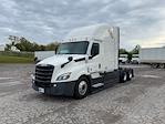 Used 2022 Freightliner Cascadia Detroit DD15AT Semi Truck with Sleeper Cab for sale #436663 - photo 3