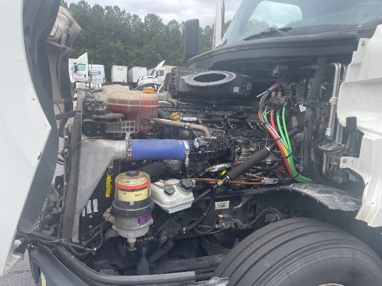 Used 2022 Freightliner Cascadia - photo 22
