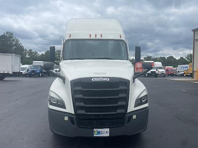 Used 2022 Freightliner Cascadia Detroit DD15AT Semi Truck with Sleeper Cab for sale #436665 - photo 2