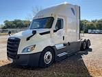 Used 2022 Freightliner Cascadia Detroit DD15AT Semi Truck with Sleeper Cab for sale #436670 - photo 3