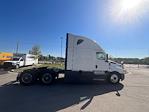 Used 2022 Freightliner Cascadia Detroit DD15AT Semi Truck with Sleeper Cab for sale #436673 - photo 8