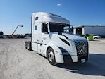 Used 2022 Volvo VNL Volvo D13 Semi Truck for sale #437734 - photo 3
