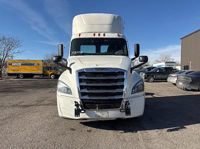 Used 2022 Freightliner Cascadia Detroit DD15AT Semi Truck for sale #437781 - photo 2