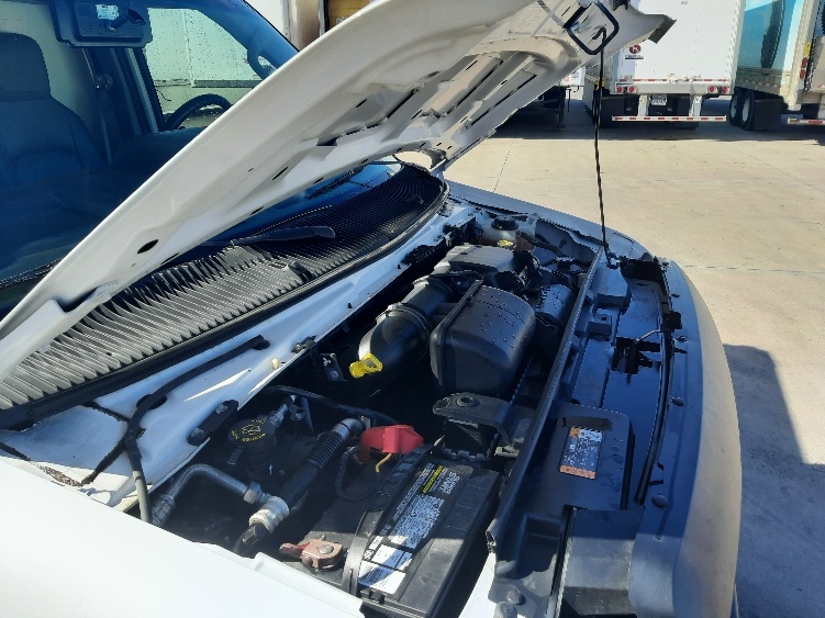 Used 2022 Ford E-450 - photo 25