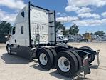 Used 2022 Freightliner Cascadia Detroit DD15AT Semi Truck with Sleeper Cab for sale #437910 - photo 5