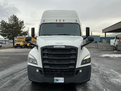 Used 2023 Freightliner Cascadia Detroit DD15AT Semi Truck with Sleeper Cab for sale #437952 - photo 2