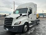 Used 2023 Freightliner Cascadia Detroit DD15AT Semi Truck with Sleeper Cab for sale #437952 - photo 3