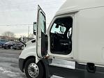 Used 2023 Freightliner Cascadia Detroit DD15AT Semi Truck with Sleeper Cab for sale #437952 - photo 9