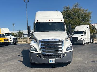 Used 2022 Freightliner Cascadia Detroit DD15AT Semi Truck with Sleeper Cab for sale #438410 - photo 2