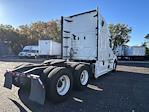 Used 2022 Freightliner Cascadia Detroit DD15AT Semi Truck with Sleeper Cab for sale #438540 - photo 6