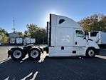 Used 2022 Freightliner Cascadia Detroit DD15AT Semi Truck with Sleeper Cab for sale #438540 - photo 7
