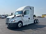 Used 2022 Freightliner Cascadia Detroit DD15AT Semi Truck with Sleeper Cab for sale #438554 - photo 3