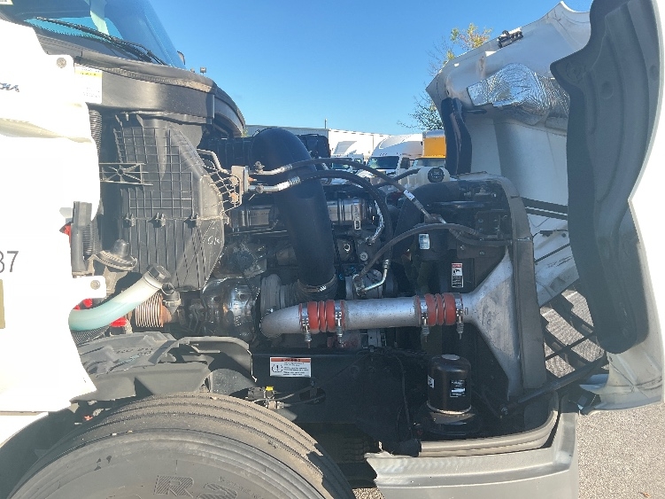 Used 2022 Freightliner Cascadia - photo 22