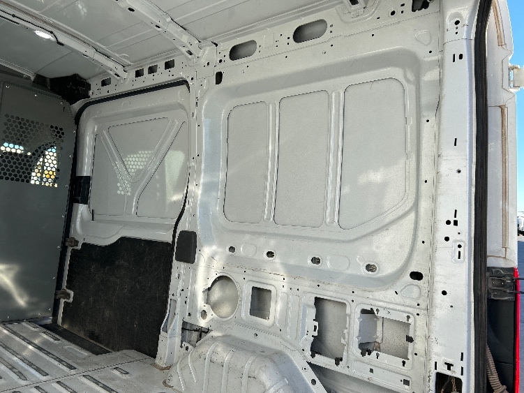 Used 2022 Ford Transit 250 - photo 14