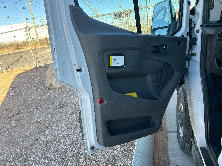 Used 2022 Ford Transit 250 - photo 18