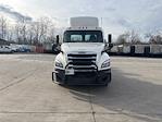 Used 2022 Freightliner Cascadia Detroit DD15AT Semi Truck for sale #439162 - photo 2
