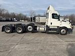 Used 2022 Freightliner Cascadia Detroit DD15AT Semi Truck for sale #439162 - photo 8