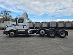Used 2022 Freightliner Cascadia Detroit DD15AT Semi Truck for sale #439167 - photo 4