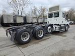 Used 2022 Freightliner Cascadia Detroit DD15AT Semi Truck for sale #439169 - photo 7