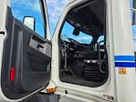 Used 2022 Freightliner Cascadia Detroit DD15AT Semi Truck for sale #439170 - photo 9