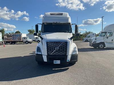 Used 2022 Volvo VNL Volvo D13 Semi Truck for sale #439334 - photo 2