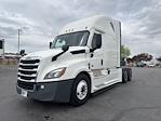 Used 2024 Freightliner Cascadia Detroit DD15AT Semi Truck with Sleeper Cab for sale #439686 - photo 3