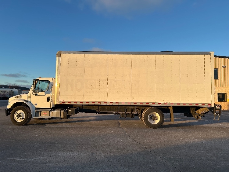 Used 2022 Freightliner M2 106 - photo 6