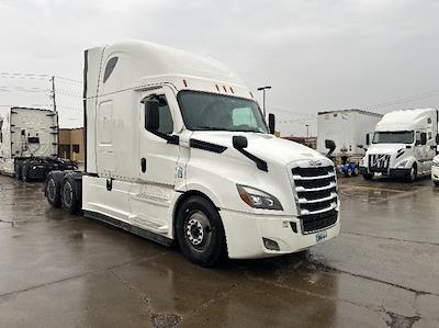 Used 2022 Freightliner Cascadia Detroit DD15AT Semi Truck with Sleeper Cab for sale #442888 - photo 1