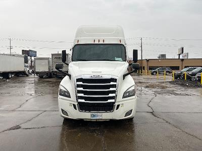 Used 2022 Freightliner Cascadia Detroit DD15AT Semi Truck with Sleeper Cab for sale #442888 - photo 2