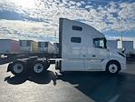 Used 2022 Volvo VNL Volvo D13 Semi Truck for sale #443649 - photo 8