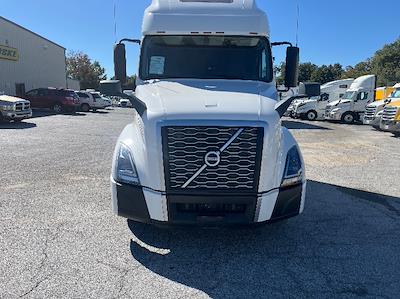 Used 2022 Volvo VNL Volvo D13 Semi Truck for sale #447166 - photo 2