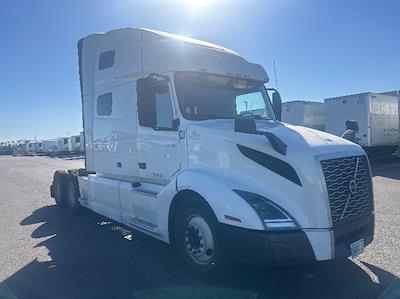 Used 2022 Volvo VNL Volvo D13 Semi Truck for sale #447372 - photo 1