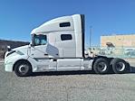 Used 2022 Volvo VNL Volvo D13 Semi Truck for sale #447372 - photo 4