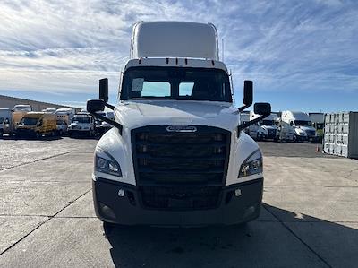 Used 2022 Freightliner Cascadia Detroit DD13 Semi Truck for sale #448622 - photo 2