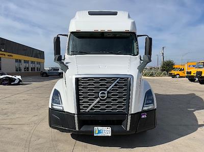Used 2022 Volvo VNL Volvo D13 Semi Truck for sale #452097 - photo 2