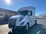 Used 2022 Volvo VNL Volvo D13 Semi Truck for sale #452108 - photo 3