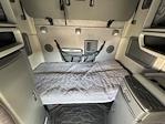 Used 2022 Volvo VNL Volvo D13 Semi Truck for sale #452128 - photo 16