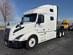 Used 2022 Volvo VNL Volvo D13 Semi Truck for sale #452128 - photo 3