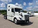 Used 2022 Volvo VNL Volvo D13 Semi Truck for sale #452129 - photo 1